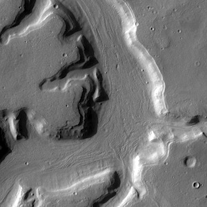 Glacier ice in Mamers Valles (THEMIS_IOTD_20140619)