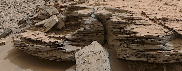 mars-curiosity-rover-water-loose-bed-layer-whale-rocks