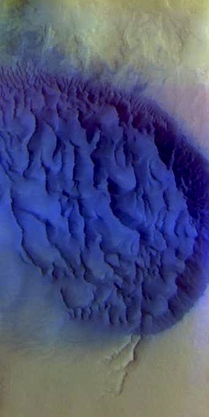 Blue dunes in Noachis (THEMIS_IOTD_20150724)