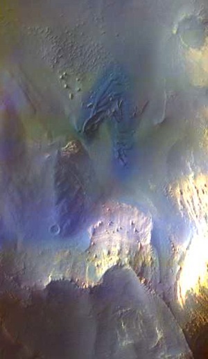 Dunes and debris in Melas Chasma (THEMIS_IOTD_20151008)