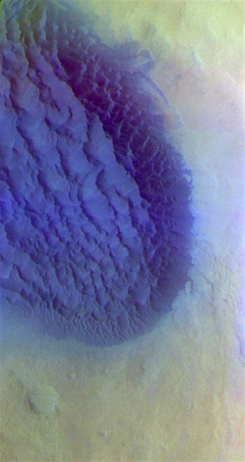 Matara Crater dune sheet (THEMIS_IOTD_20170425)