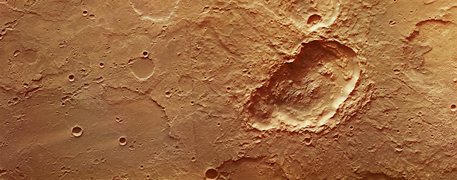 Triple_crater_in_Terra_Sirenum