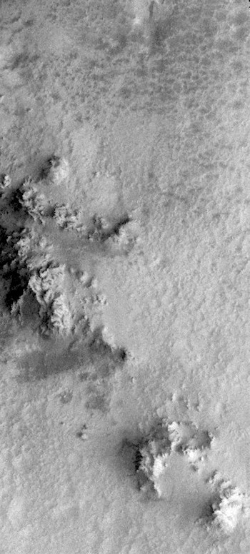 Hale Crater's central ridge (THEMIS_IOTD_20170509)