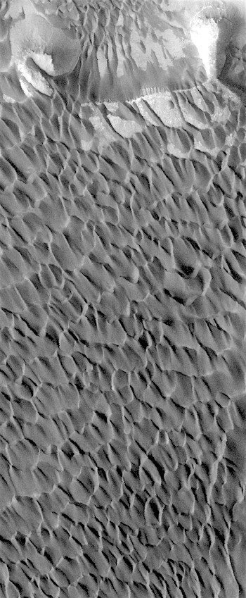 Rabe Crater sand sheet (THEMIS_IOTD_20171218)