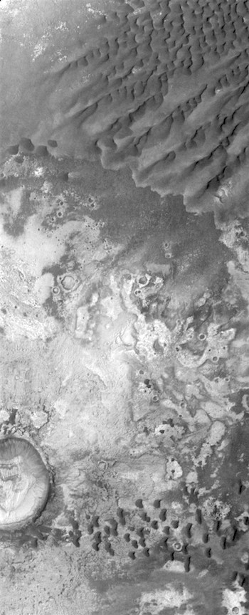 Crescent dunes in Kaiser Crater (THEMIS_IOTD_20180130)