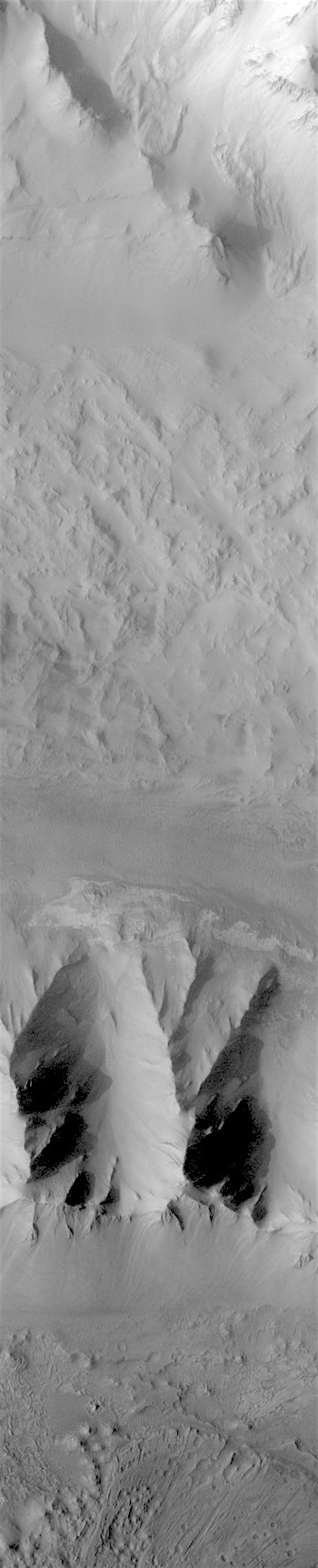 Tectonic widening of Ius Chasma (THEMIS_IOTD_20180222)