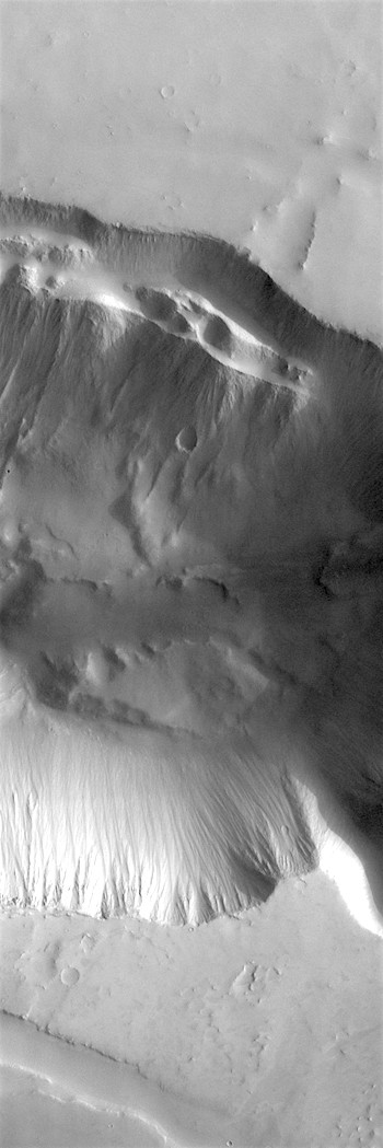 Faulting and slides in Tithonium Chasma (THEMIS_IOTD_20180628)