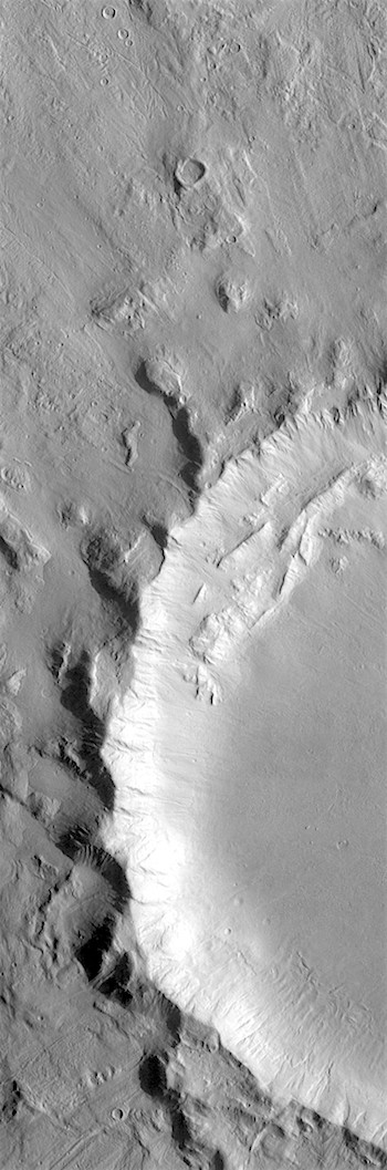 Impact blast scars in crater rim (THEMIS_IOTD_20180612)