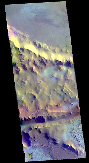 Mangala Fossa in false color