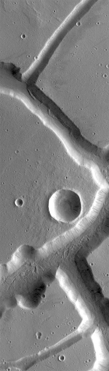 Labeatis Fossae (THEMIS_IOTD_20190607)