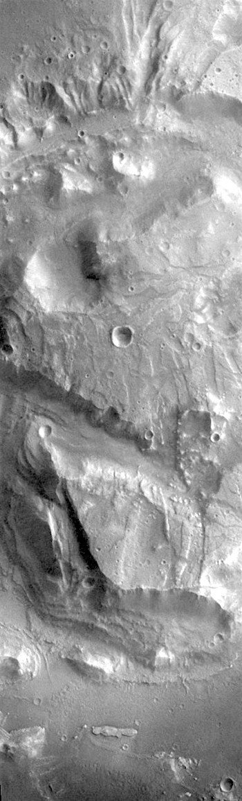 Unusual feature in Arabia Terra crater (THEMIS_IOTD_20190705)